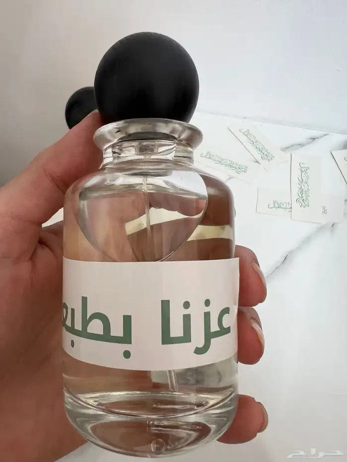 عرض على عطور 100 مل حسب الطلب الروايح والاستيكر 12