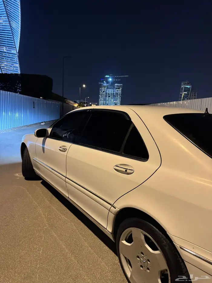 مرسيدس فياقرا 24