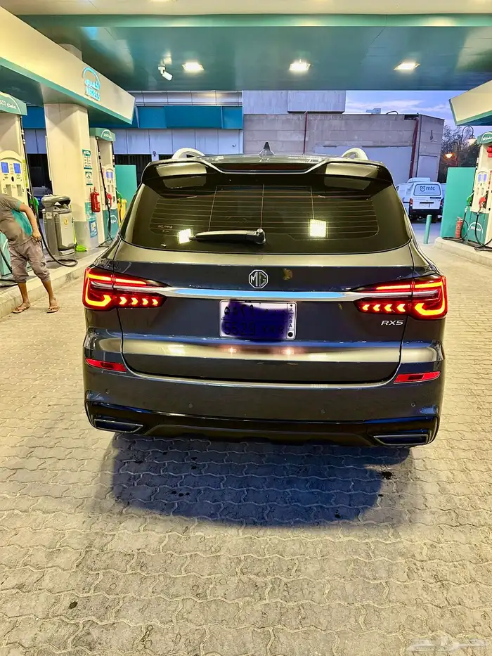 ام جي rx5 موديل 2023 فل كامل 3