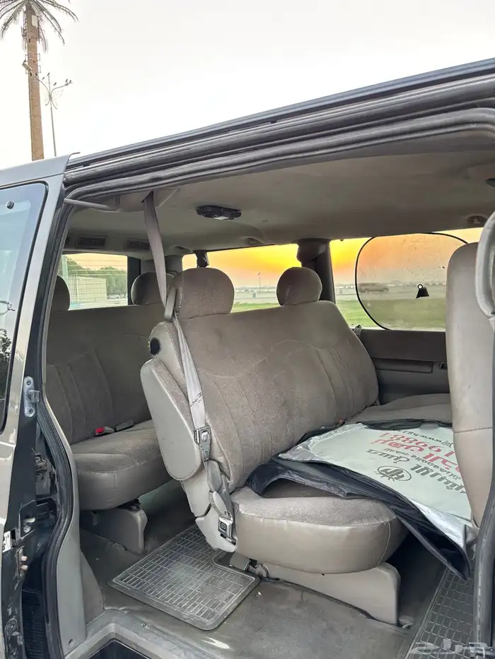 جمس فان سفاري 2004 - 2004 GMC Safari Van . 17