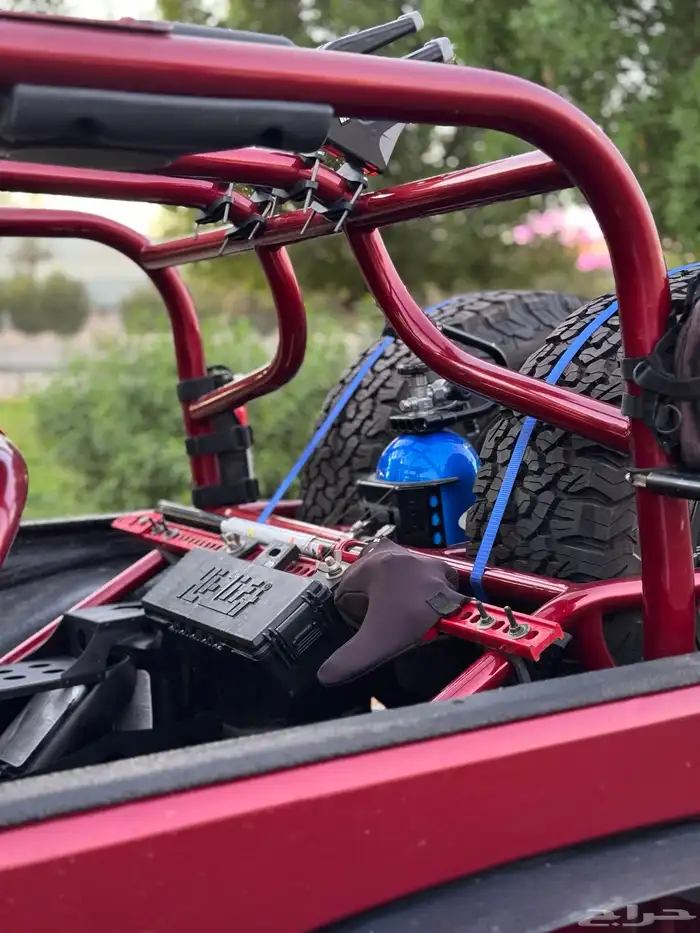 جيب رانجلر معدل بالكامل 18