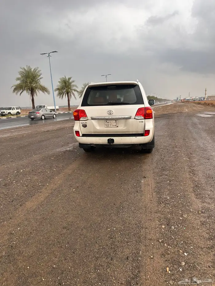 لاند كروزر GXR 1