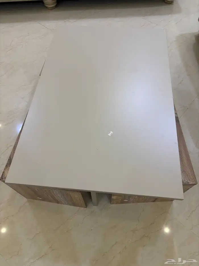 طاولات خدمة 0