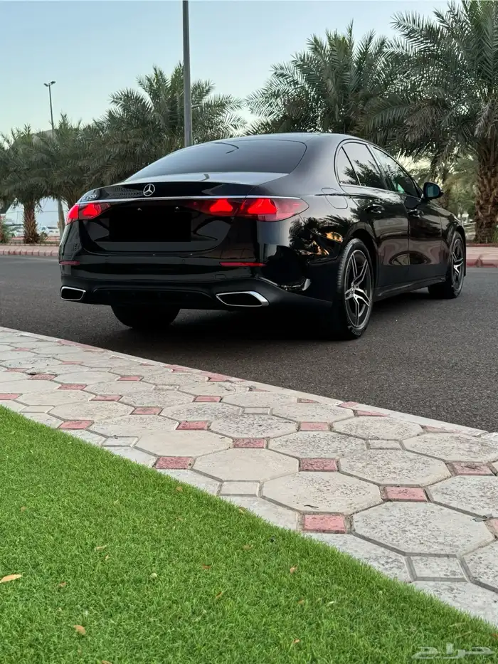 مرسيدس E2024 E200 21