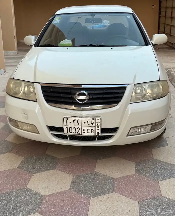 للبيع نيسان صني موديل 2011 0