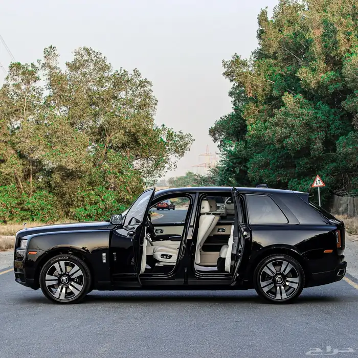 ROLLS-ROYCE Cullinan 2023في الإمارات 2