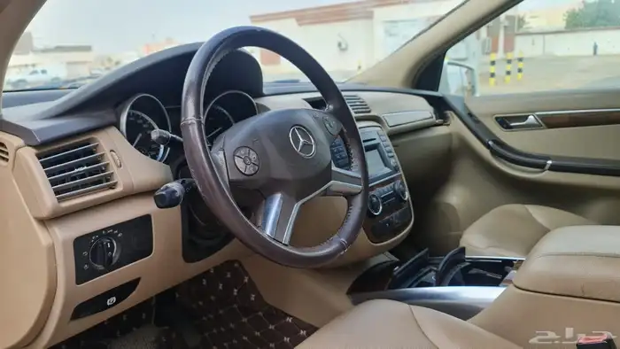 Mercedes مرسيدس R300 9