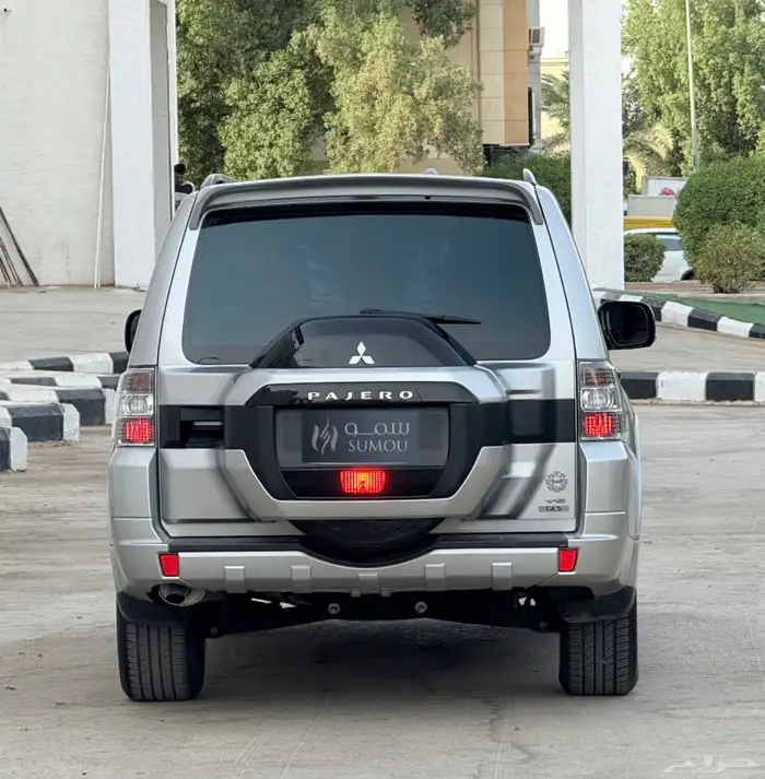 ميتسوبيشي باجيرو موديل 2022 شرط نظيف 5