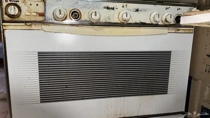 فرن مستخدم شغال فيه كل شي 1