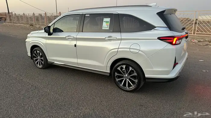 للبيع فيلوز 2024 6