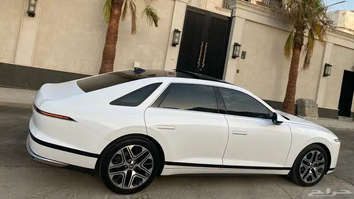 ازيرا بريميوم فل كامل 2024 بحالة الوكالة 3