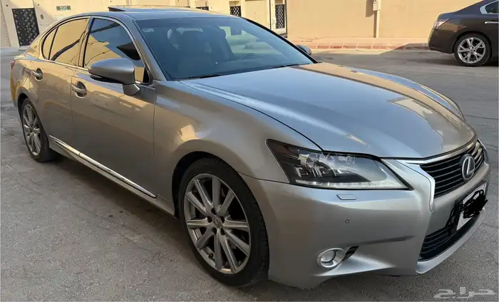 لكزس GS 350 2015 9
