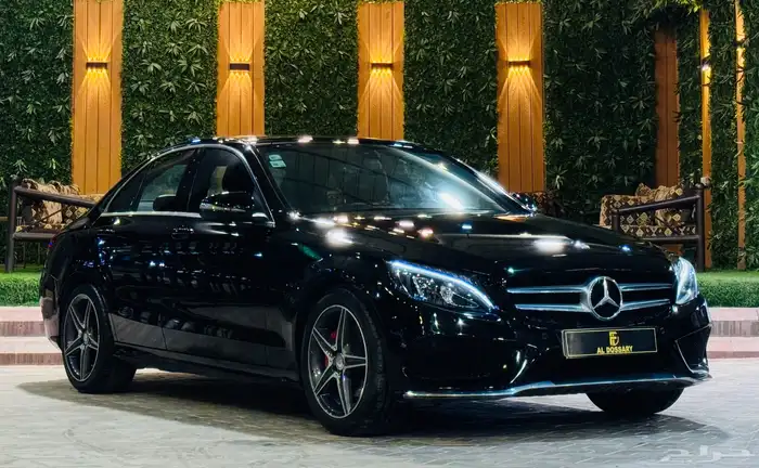مرسديس جفالي C200 2017 اعلى الموصفات (بحاله ممتازه) 1
