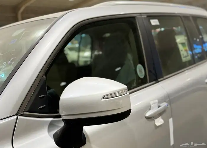تويوتا لاندكروزر 2025 GXR S بأقل سعر بالنقد والتقسيط 7