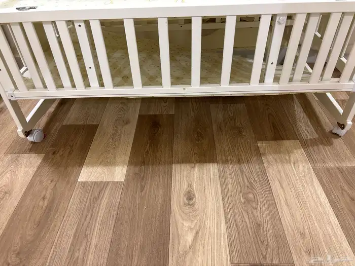 سرير اطفال 1