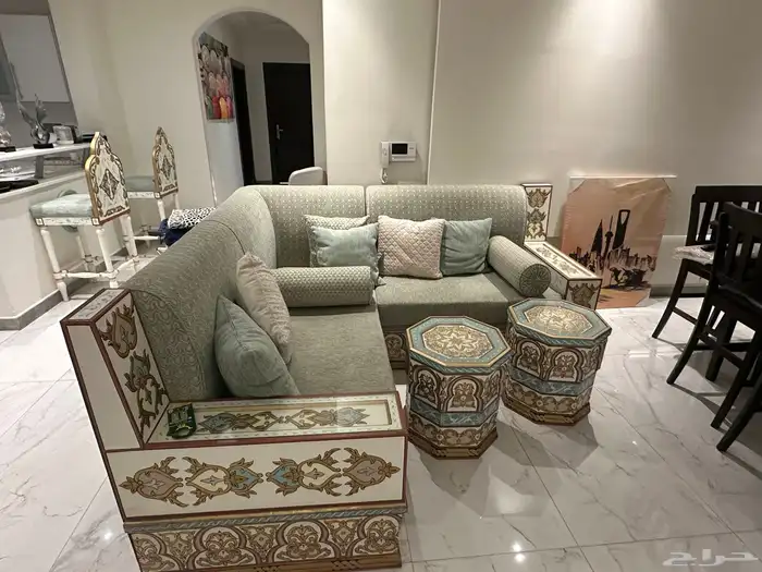 اثاث مودرن مستعمل نظيف 0