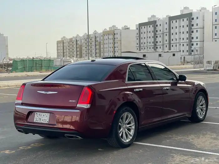 كرايزلر 300 4