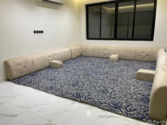 كنب مع فرشته جدن نضيفه 4