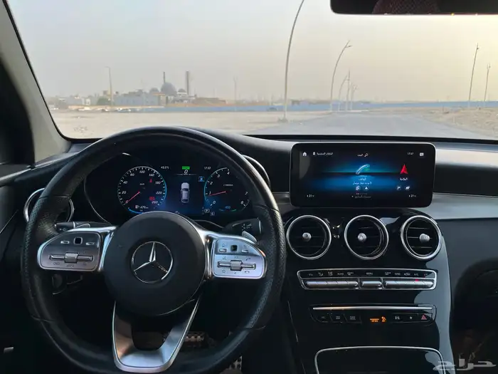 مرسيدس GLC 200 4MATIC 2021 27