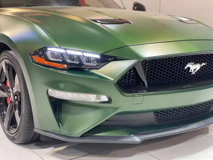 موستنج GT Premium 2022 ((عداد قليل جدا)) بحاله ممتازه 3