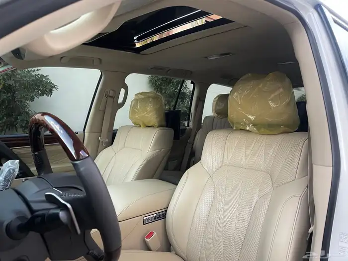 لكزس LX570 بلاك اديشن 8