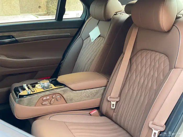 جينسس G90 رويال 12