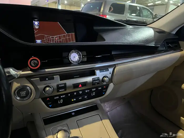 لكزس ES350 CC 2014 10