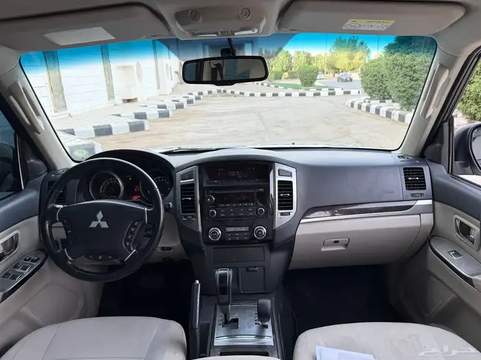ميتسوبيشي باجيرو موديل 2022 شرط نظيف 23