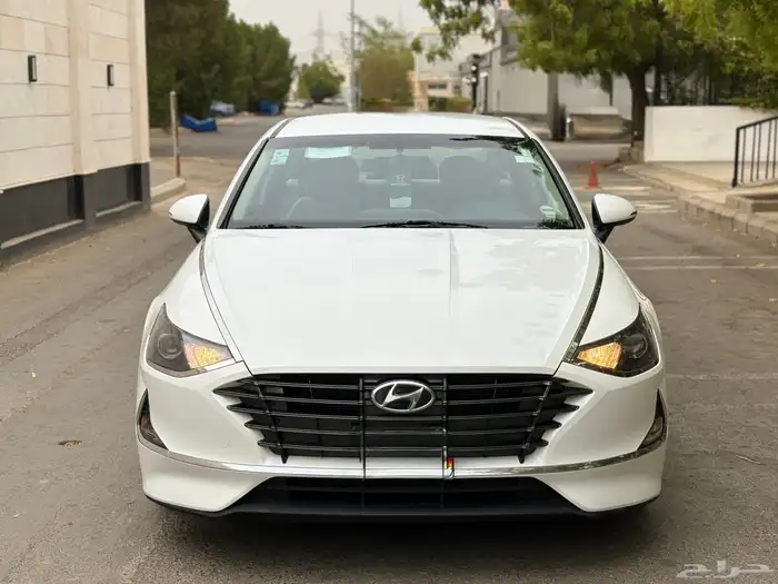 هونداي سوناتا 2020 ابيض لولي نظيفه للبيع 11