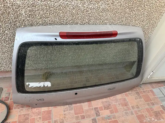 باب شنطة سبير علاق لاند 98-2007 0