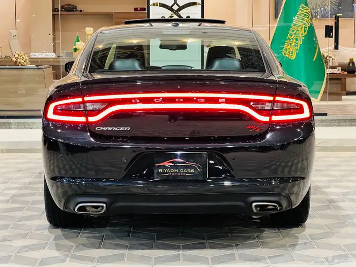 تشارجر 2015 RT V8 رود اند تراك مالك اول 3