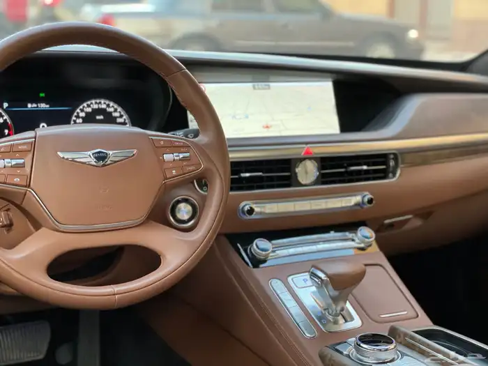 جينسس G90 رويال 16