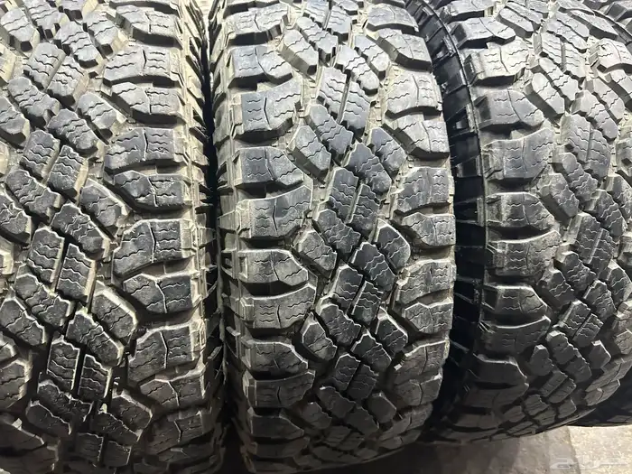 كفرات نص حجري جودير مقاس 275 70 18 20