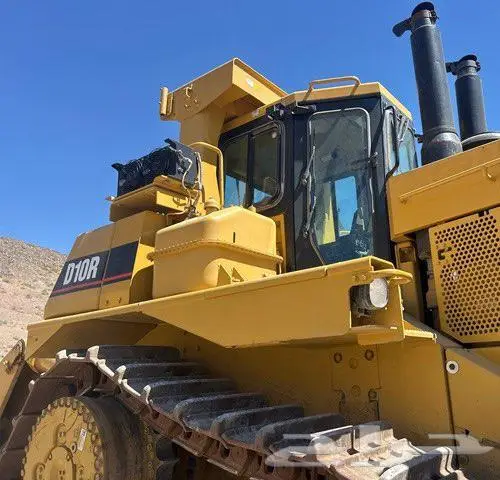 للبيع بلدوزر كتربلر حجم D10R 11