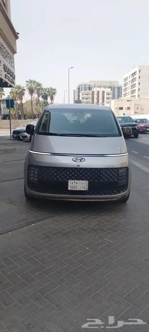 هيونداي ستاريا 2023   فل كامل (7 مقاعد كابتن) 4