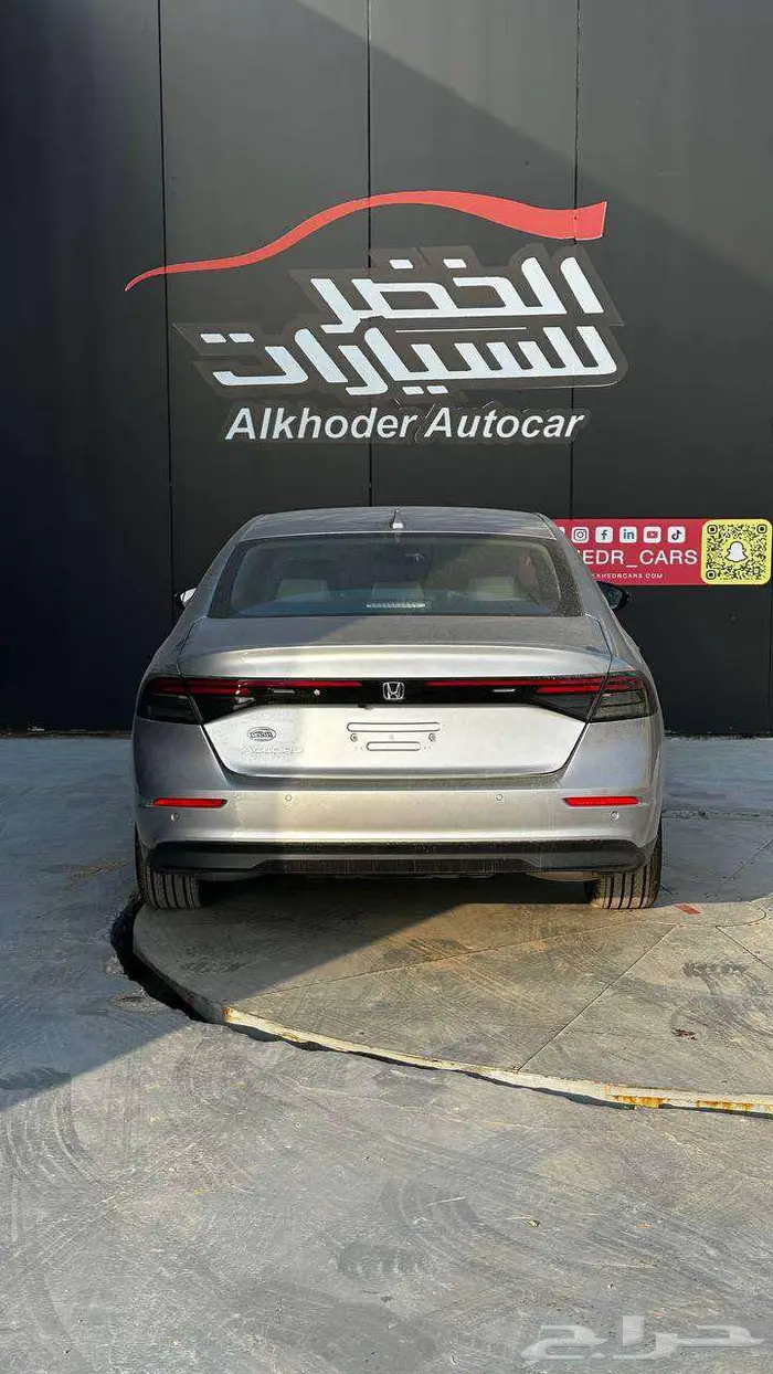 هوندا اكورد Ex 2025 لدى شركة عبدالمجيد الخضر 3