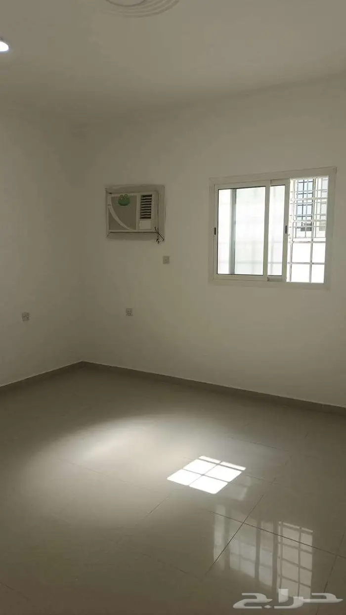 بحطين غرفة و صالة مطبخ و مكيفات راكبة 1room  hall in hettin 0