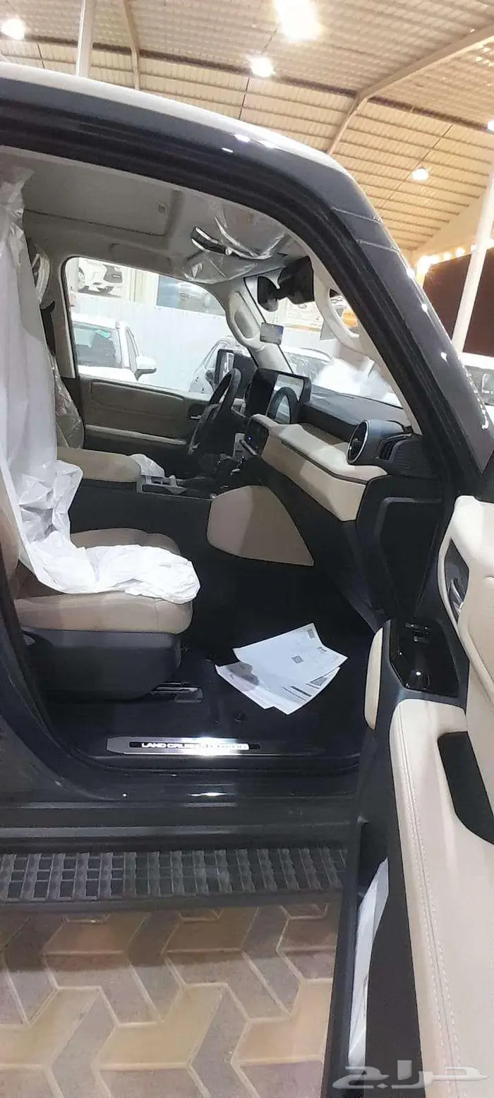 رمادي برادو TXL3 أقل سعر 228000 - بنزين سعودي 8
