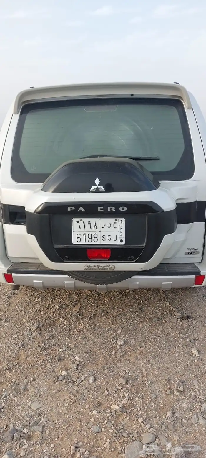 للبيع باجيرو موديل 2015 5