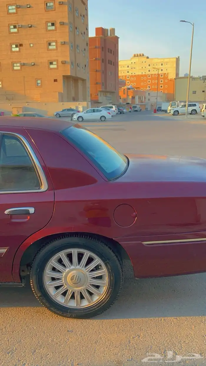 فورد ماركيز 2010 فل كامل LS 1