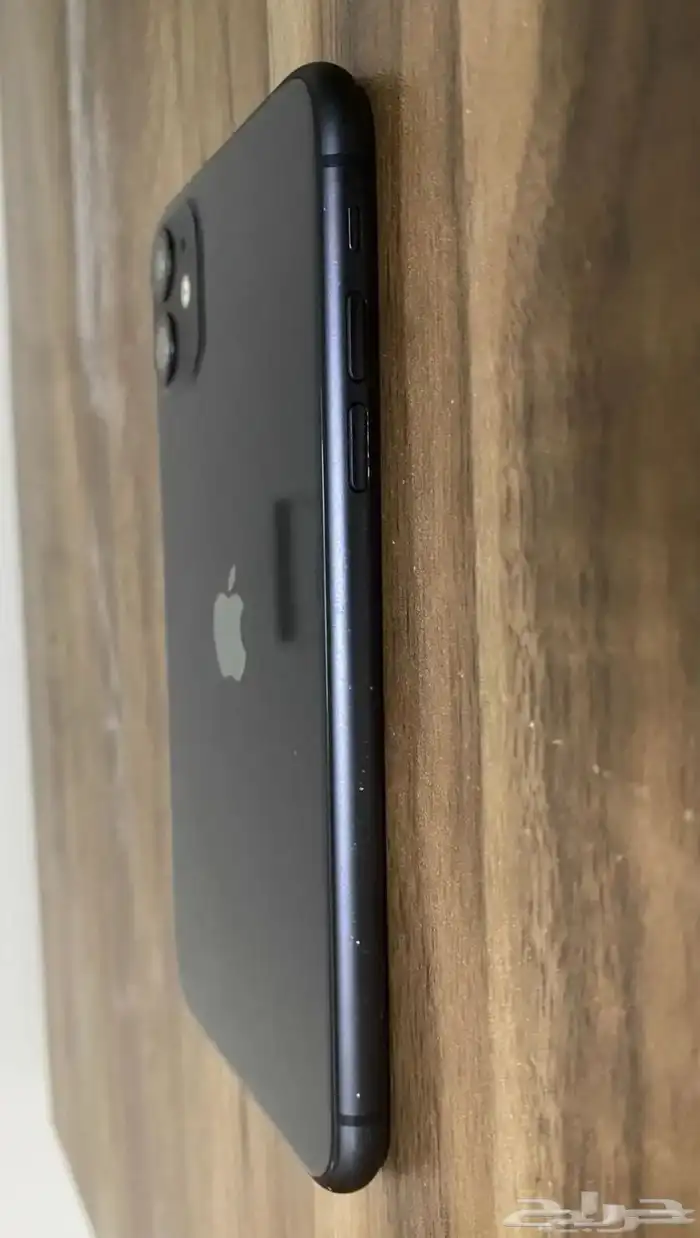 للبيع آيفون 11 3