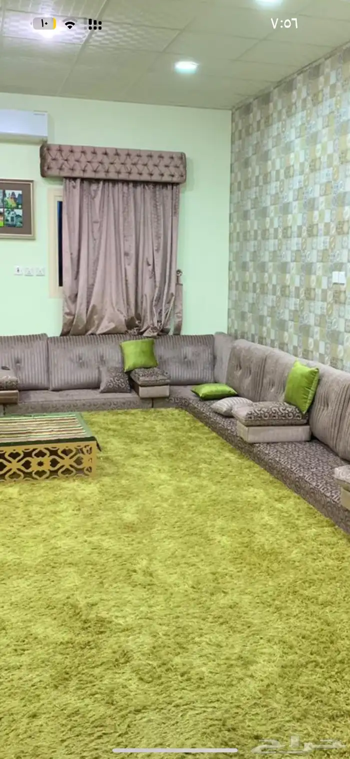 طقم ارضي مخدات 5 7 0