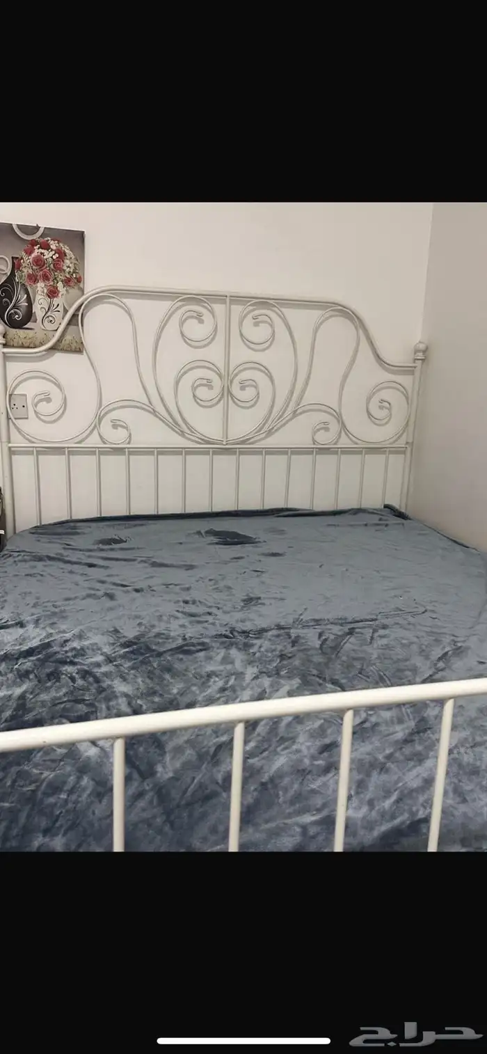 سرير للبيع نظيف جدا اللبيع مستعجل 0