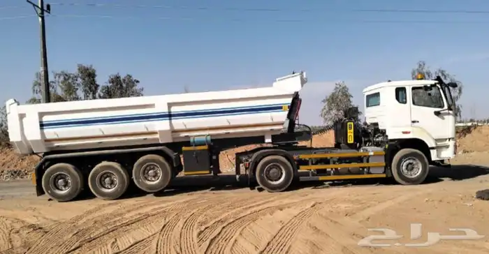 2024 model dump trucks for rent 3