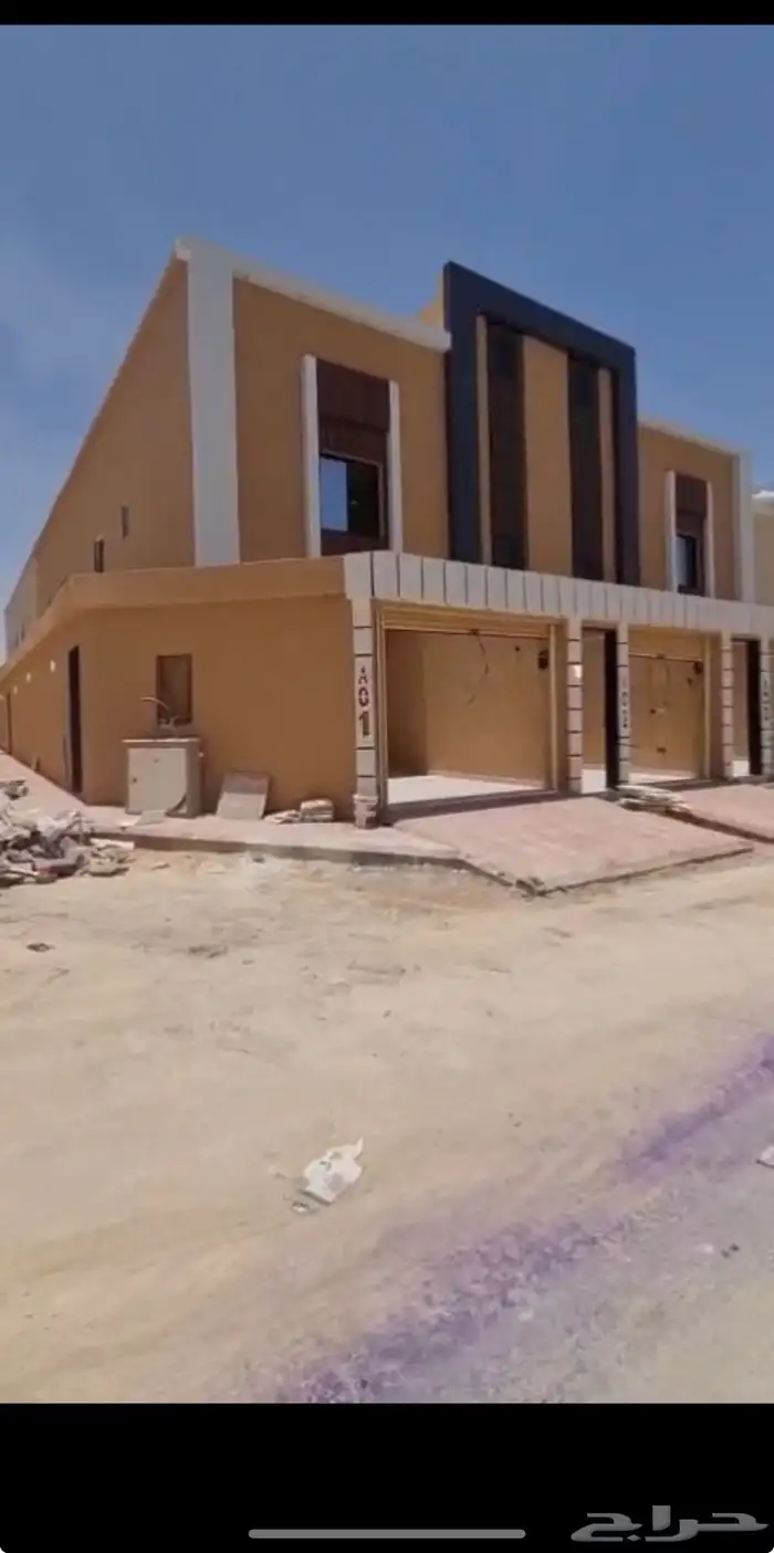 للبيع دور ارضي و دور علوي مع محلق 0