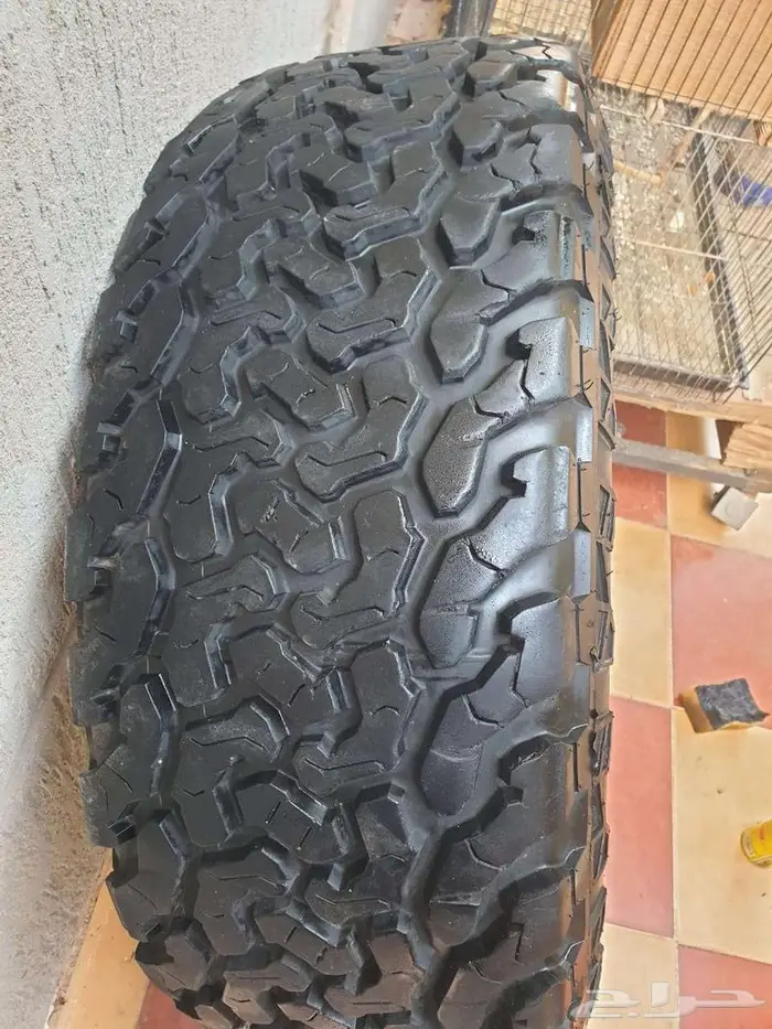 كفرات نص حجرية مع جنوط GM 2
