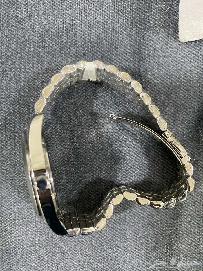 ساعة يد رجالية للبيع من الشايع 1