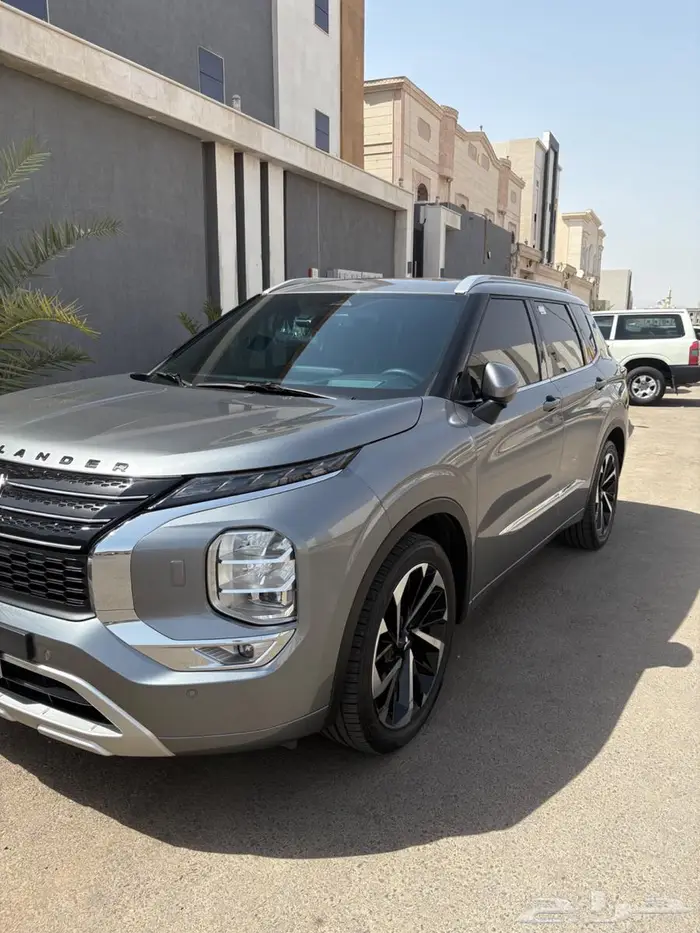 اوتلاندر شبه الجديد 4