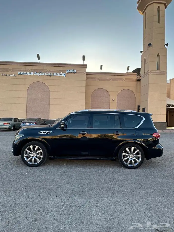جيب انفنيتي.Qx 7