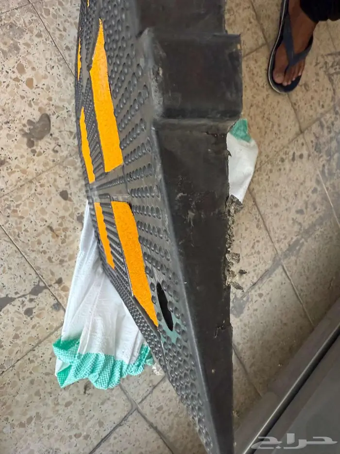 مطبات شوارع للسيارت لتهدية السعره طفايات حريق مطب شوكي 3